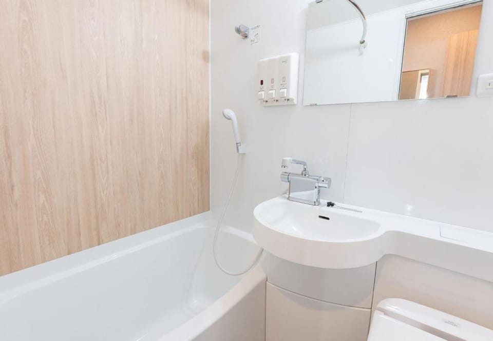 R&B Hotel Shin Yokohama Ekimae - Vacation STAY 14694v Hotel in Yokohama