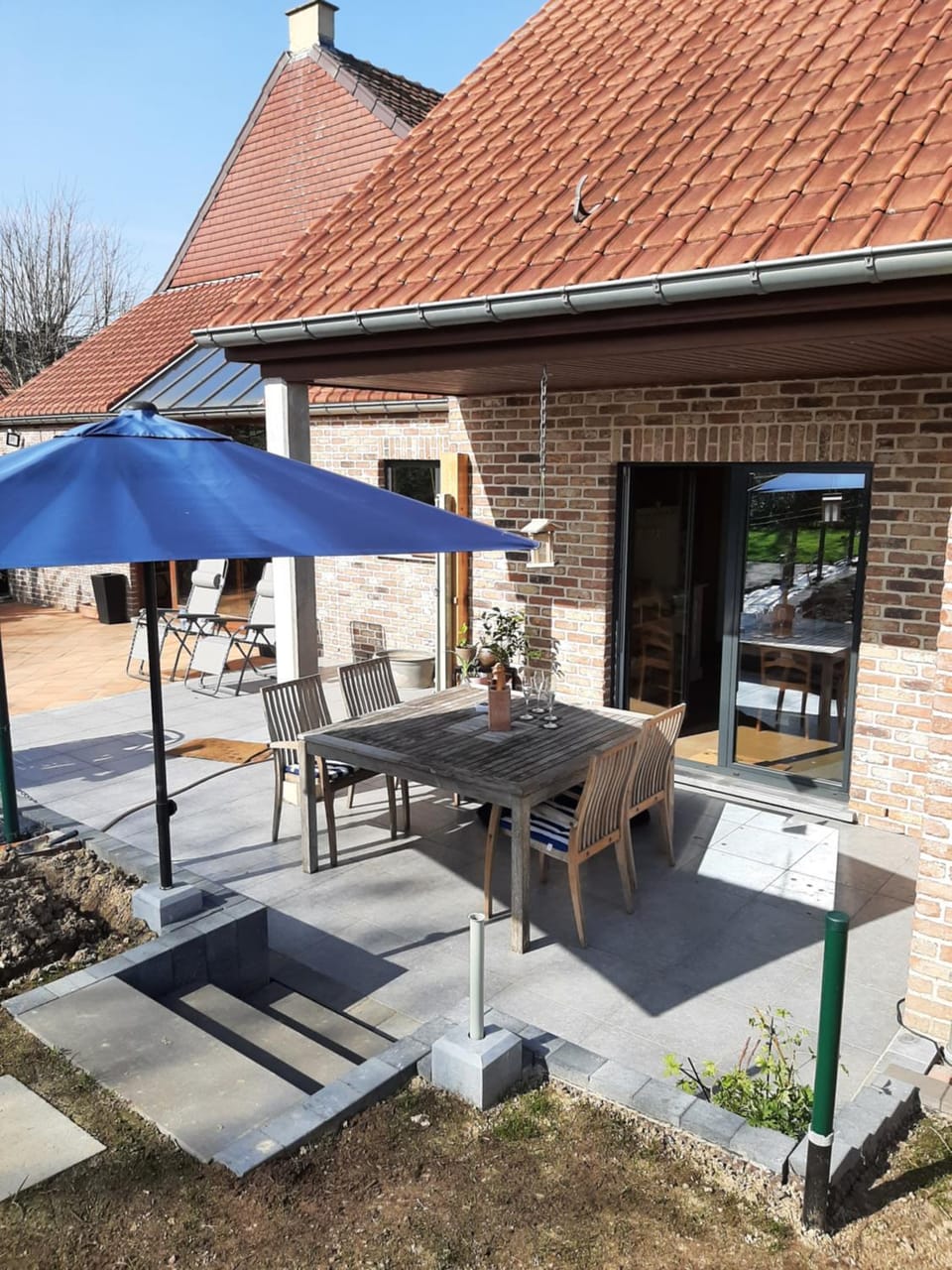 Patio, Dining area