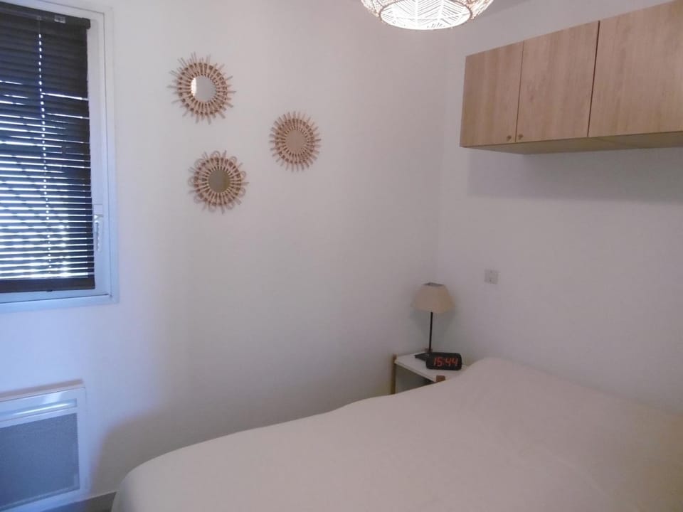 Charmant 2 pièces de 30m², loggia sud, parking à Sète, vue mer - FR-1-472-144 Apartment in Occitanie