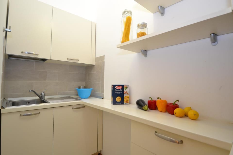 Property building, Kitchen or kitchenette