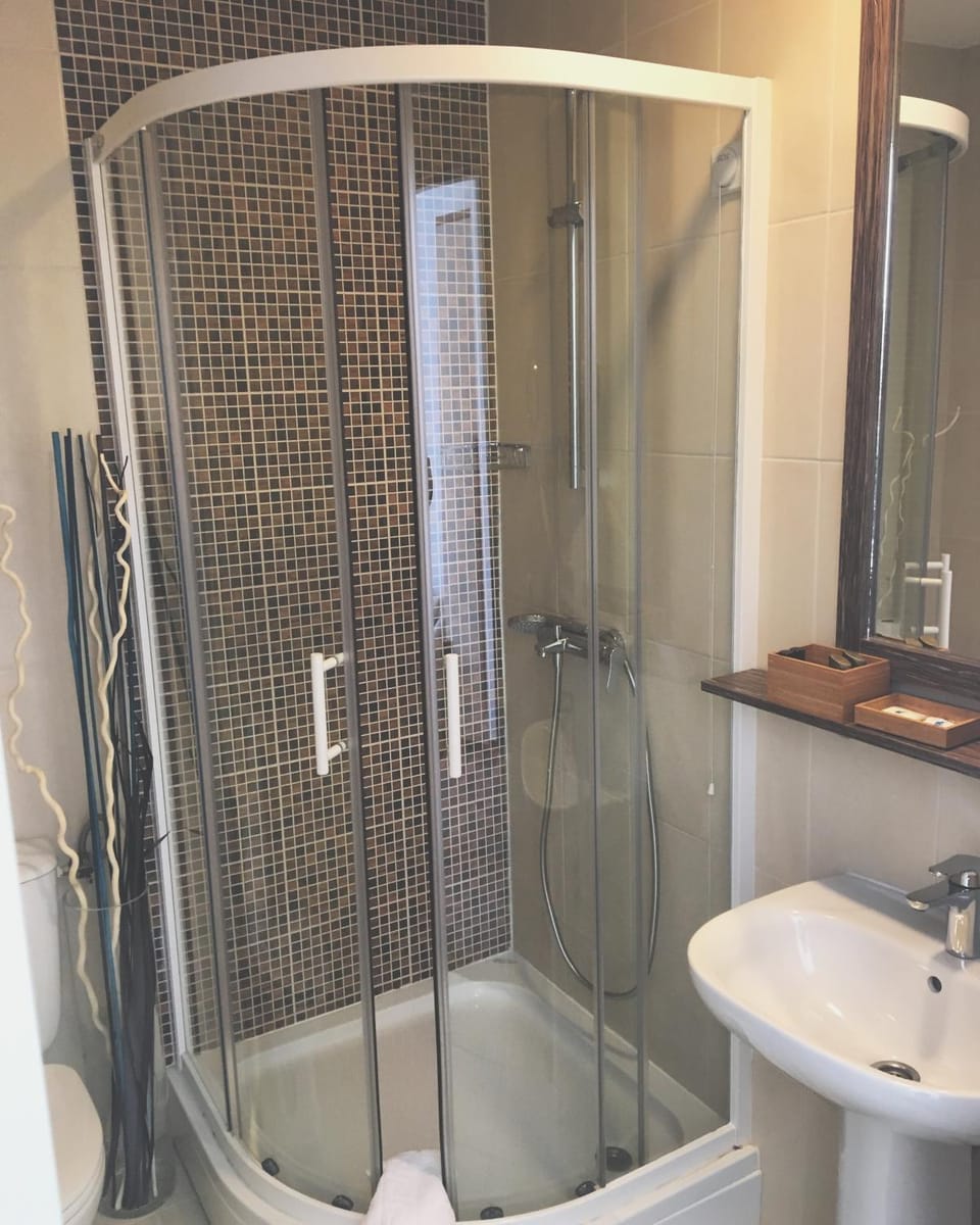 Shower, Toilet, Bathroom