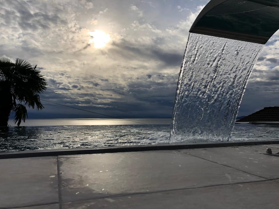 Sea view, Swimming pool