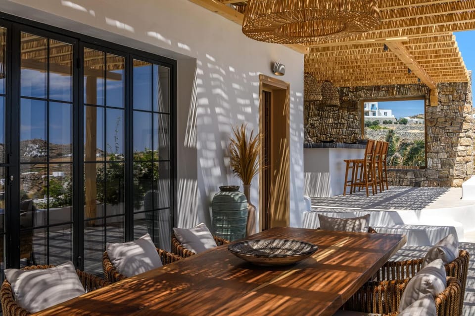 Patio, Day, View (from property/room), Balcony/Terrace, Seating area, Dining area
