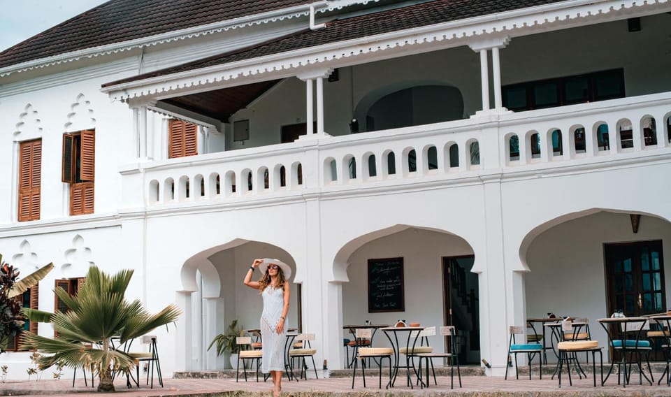 Property building, Restaurant/places to eat