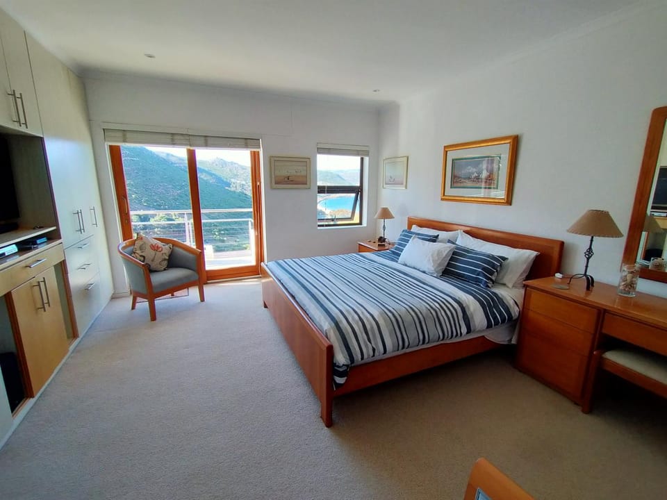 Admiral's Waterfall Self-Catering Apartment in Cape Town
