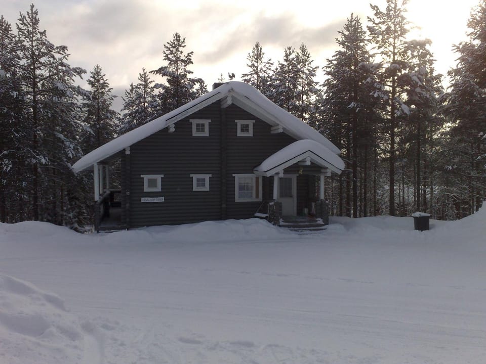 Hallanpoika mökki Apartment in Finland