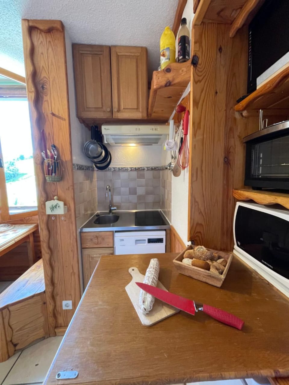 Kitchen or kitchenette