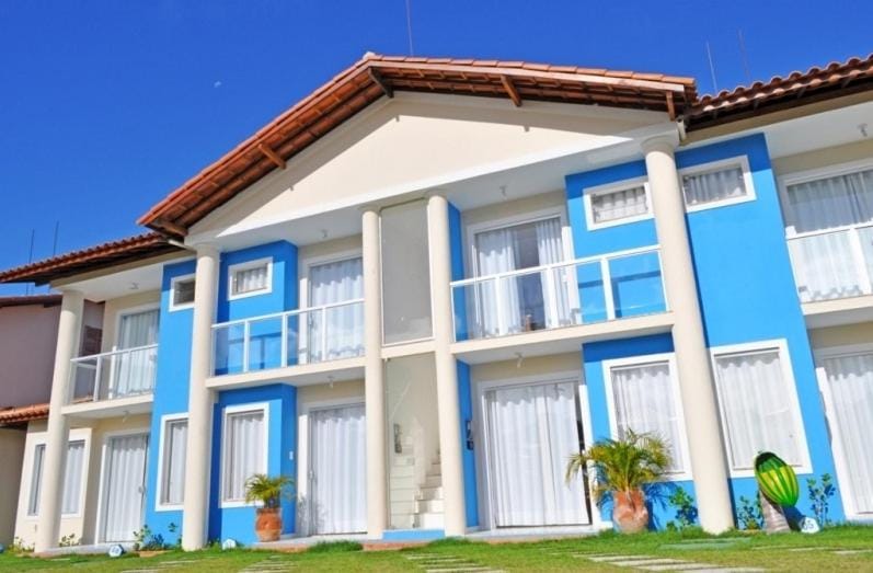 Property building, Day