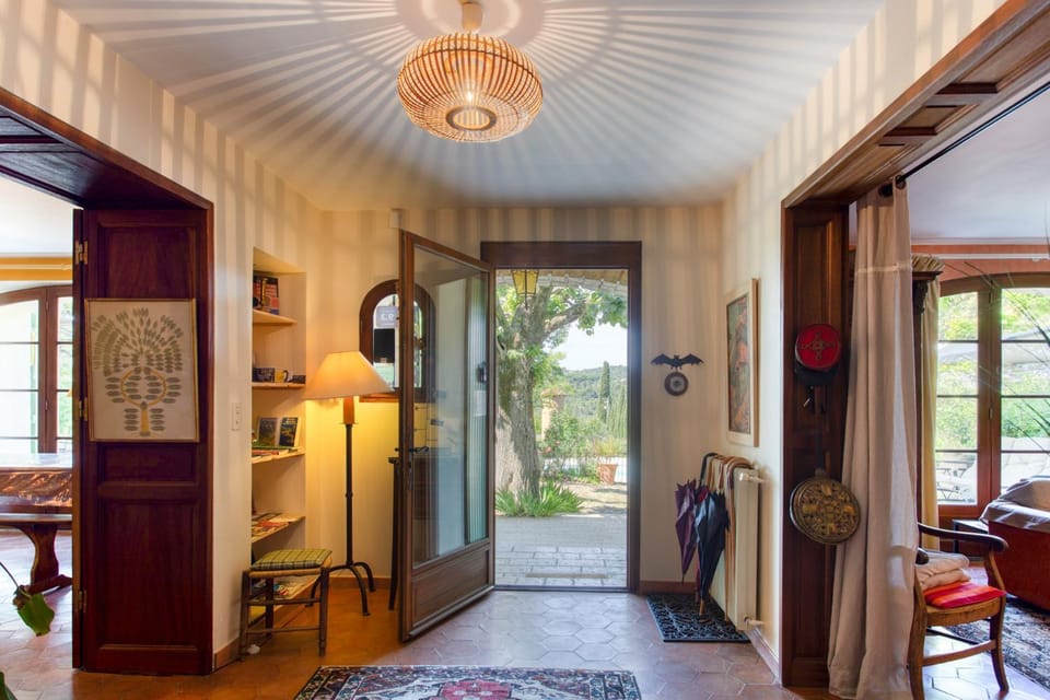 Mas de Bacalan Bed and Breakfast in Mormoiron