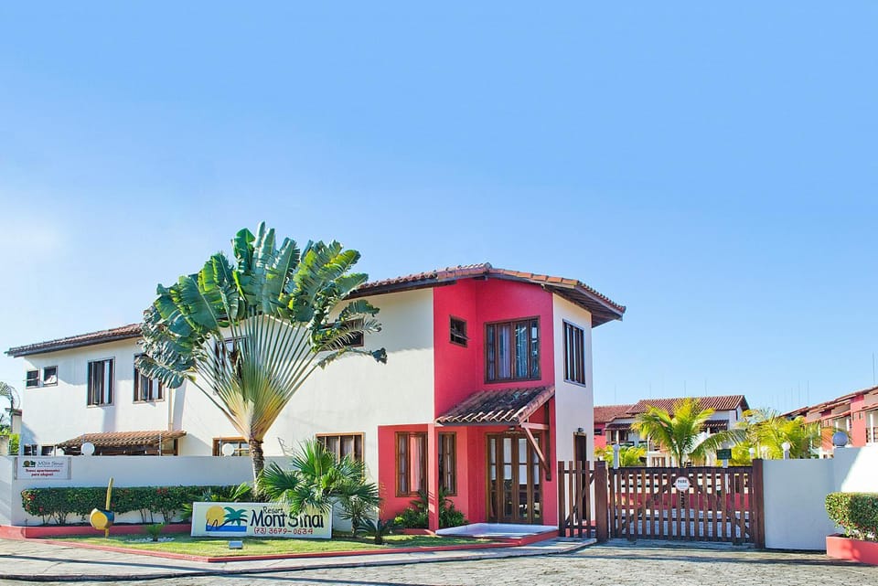 Property building, Day