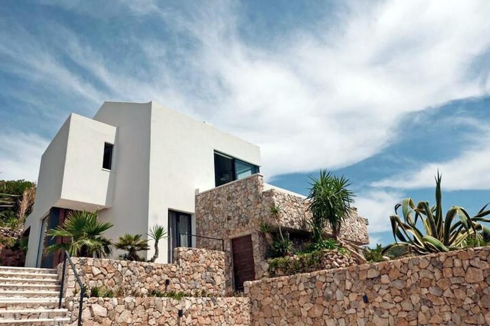 Facade/entrance, Garden