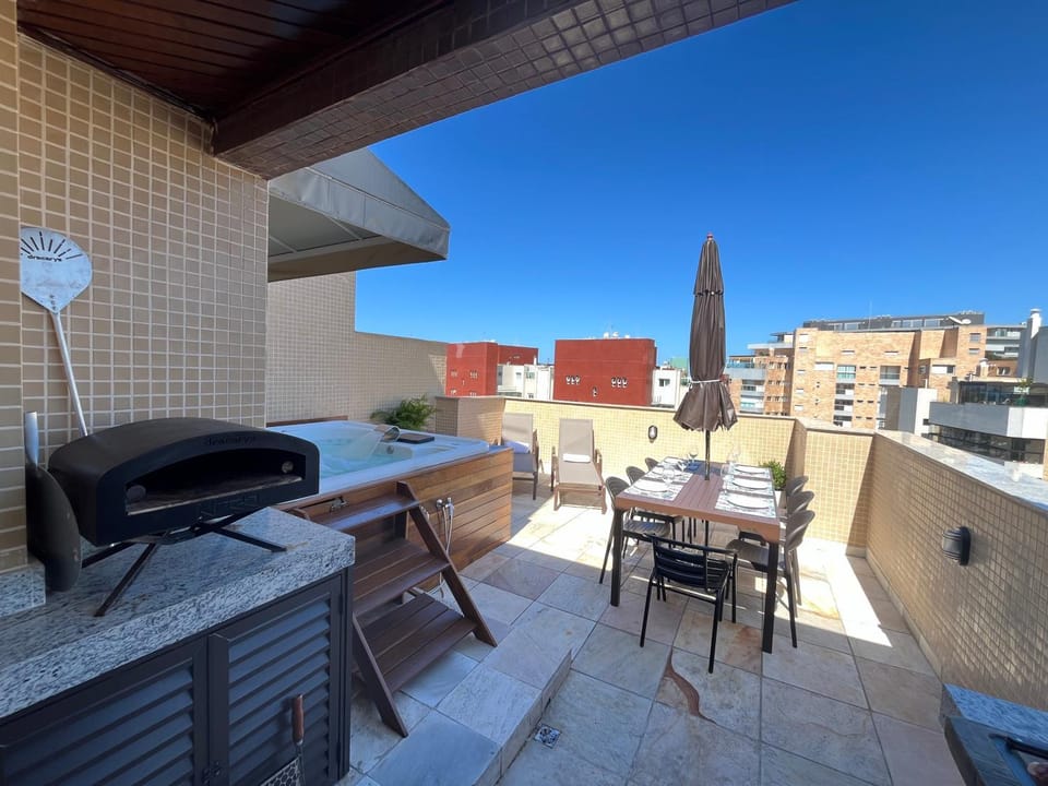 Linda COBERTURA com Jacuzzi e vista para o Mar Apartment in Bertioga