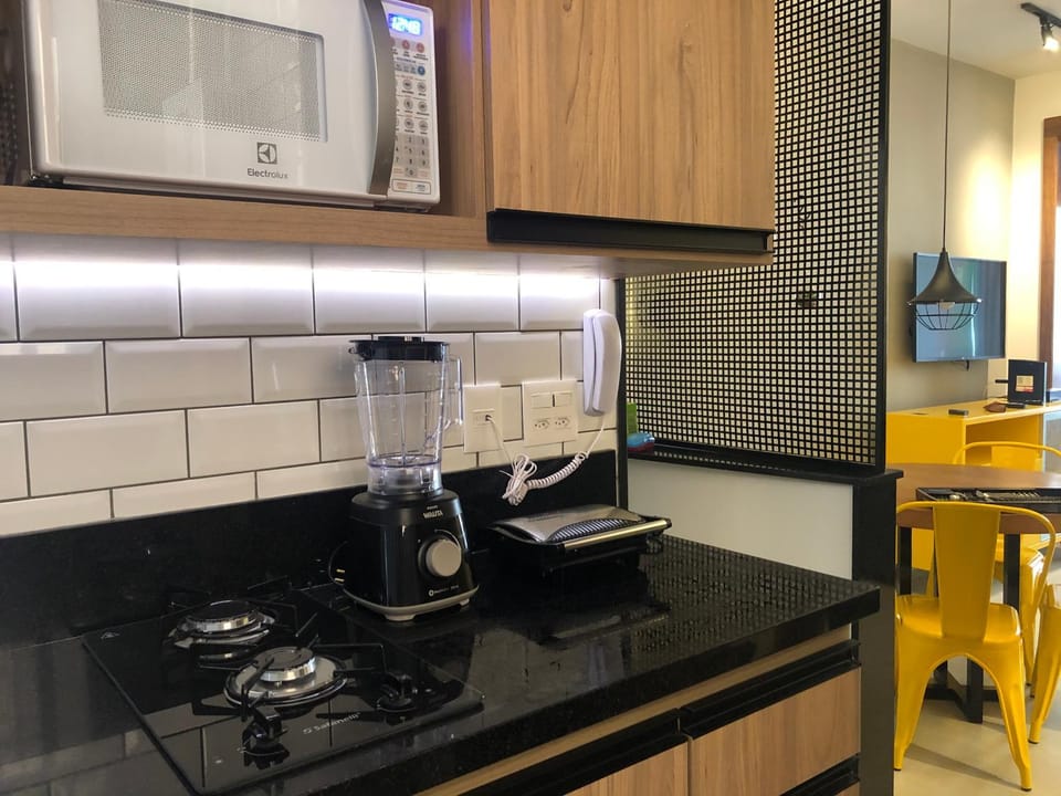 Kitchen or kitchenette, Communal kitchen