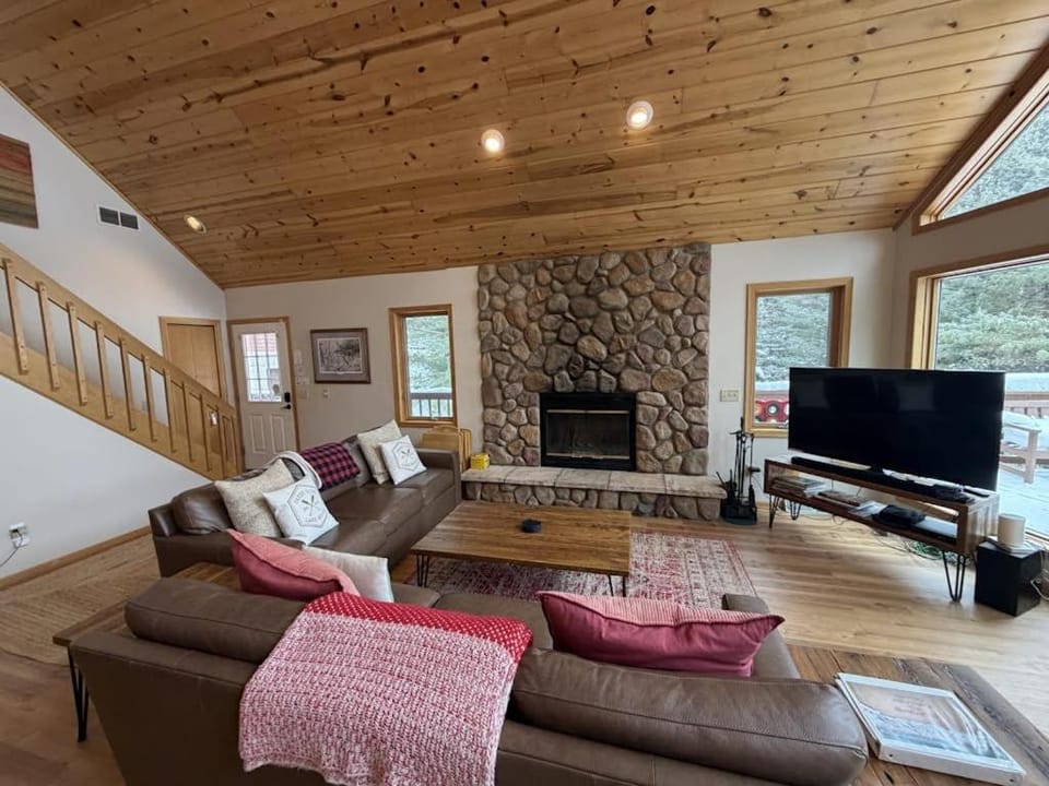 Sandy Cove House in St Germain