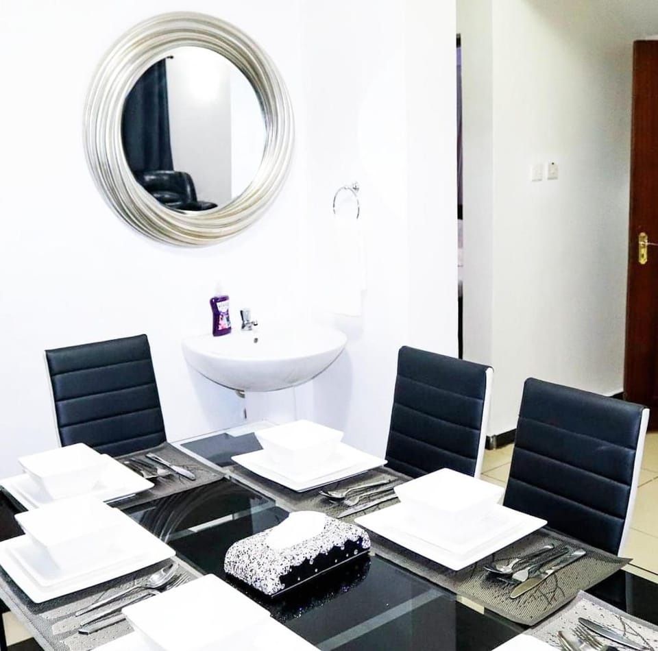 Sofitel Executive 4 bedrooms stand alone Milimani Apartment in Uganda