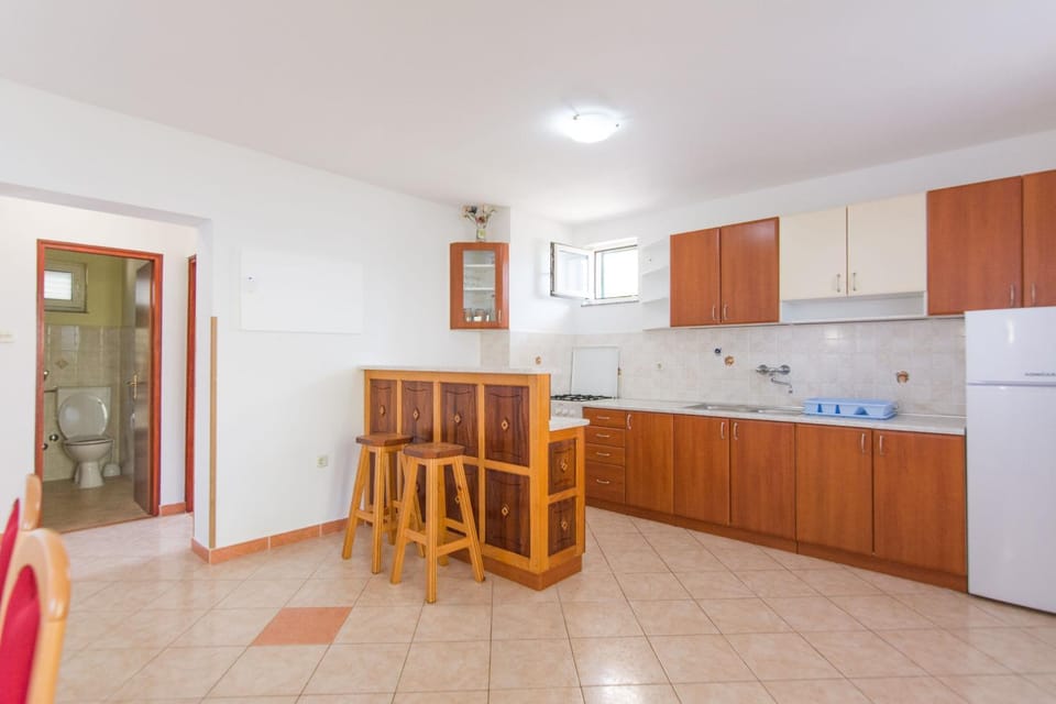 Kitchen or kitchenette, Other