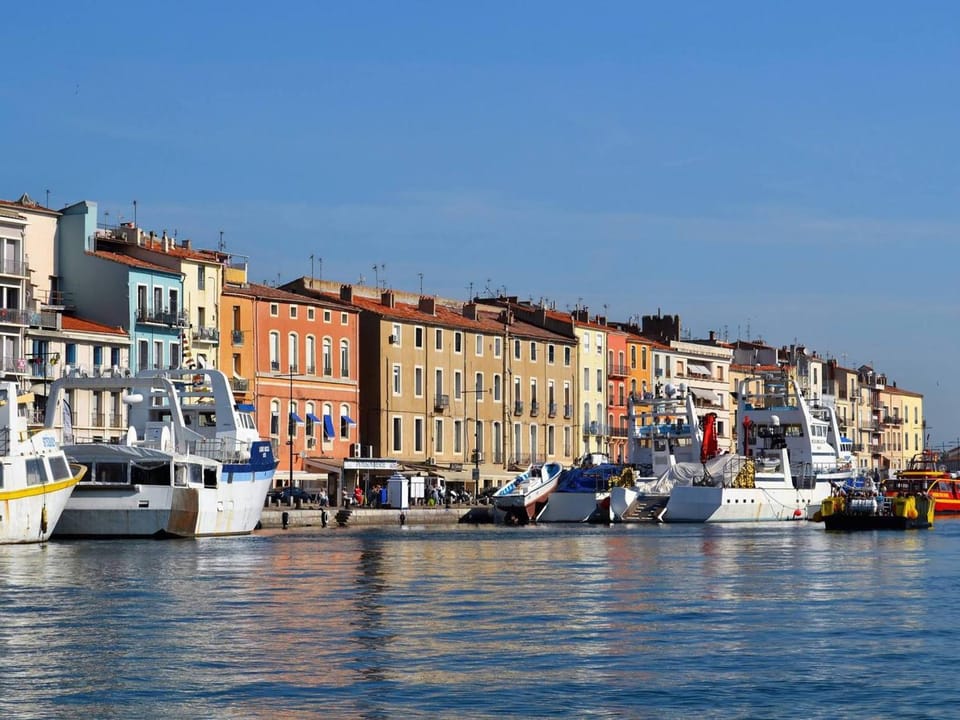 3 pièces en bord de mer avec WIFI et garage privé - FR-1-472A-203 Apartment in Occitanie