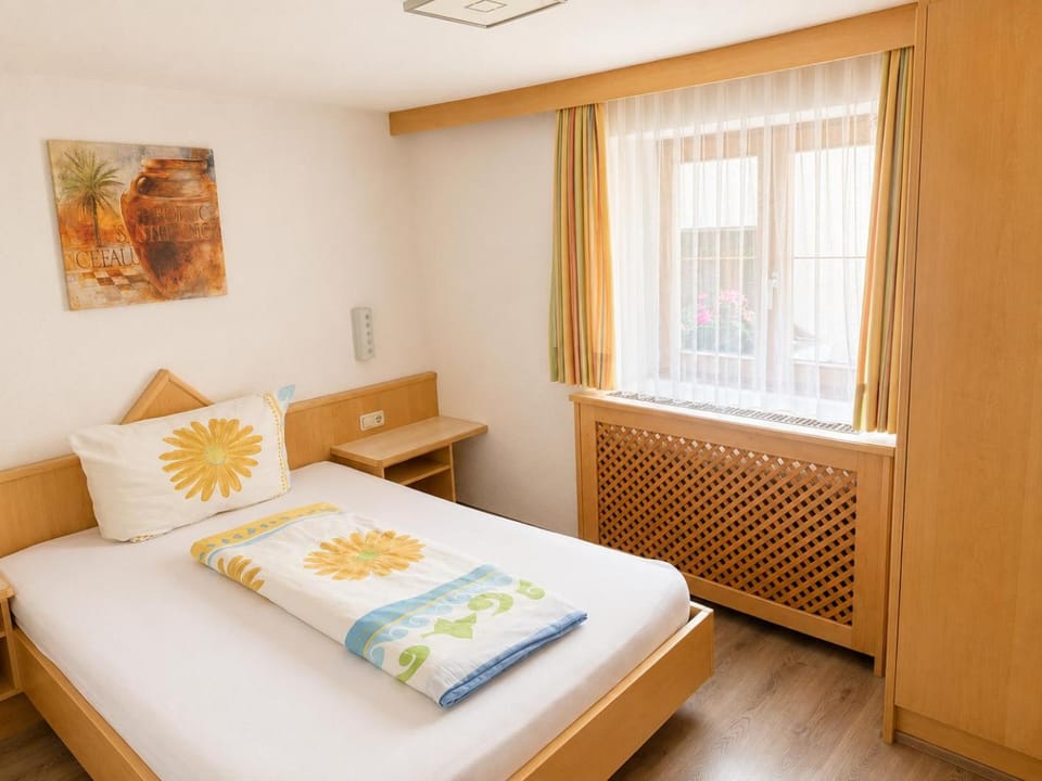 Bedroom, children