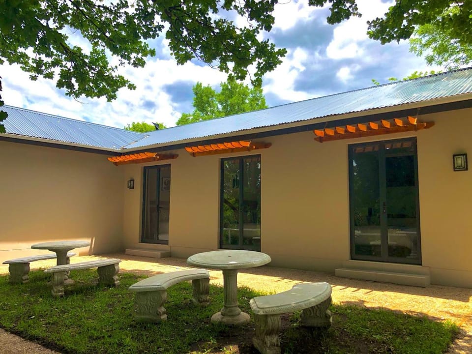 Property building, Patio, Garden