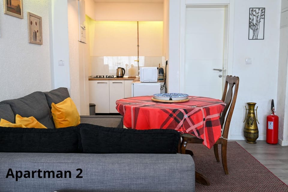Kitchen or kitchenette, Living room, Seating area, minibar