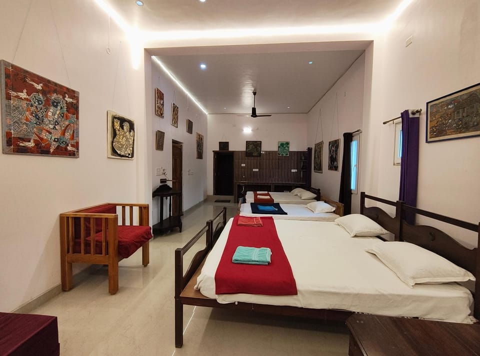 Bed, Photo of the whole room, Bedroom