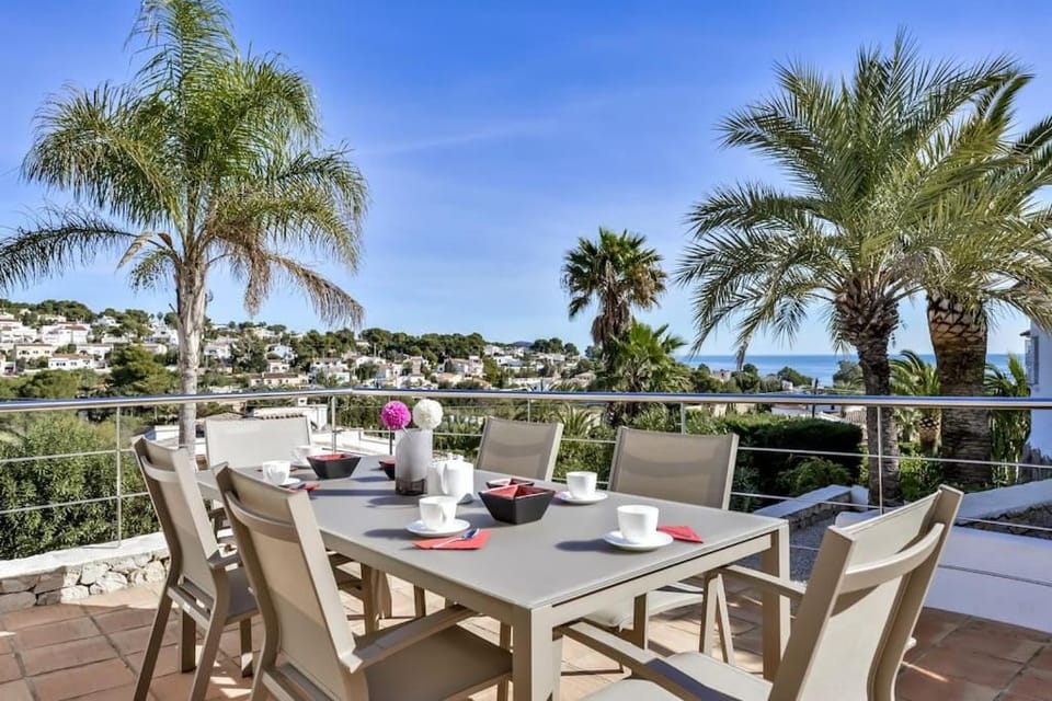 View (from property/room), Balcony/Terrace, Sea view