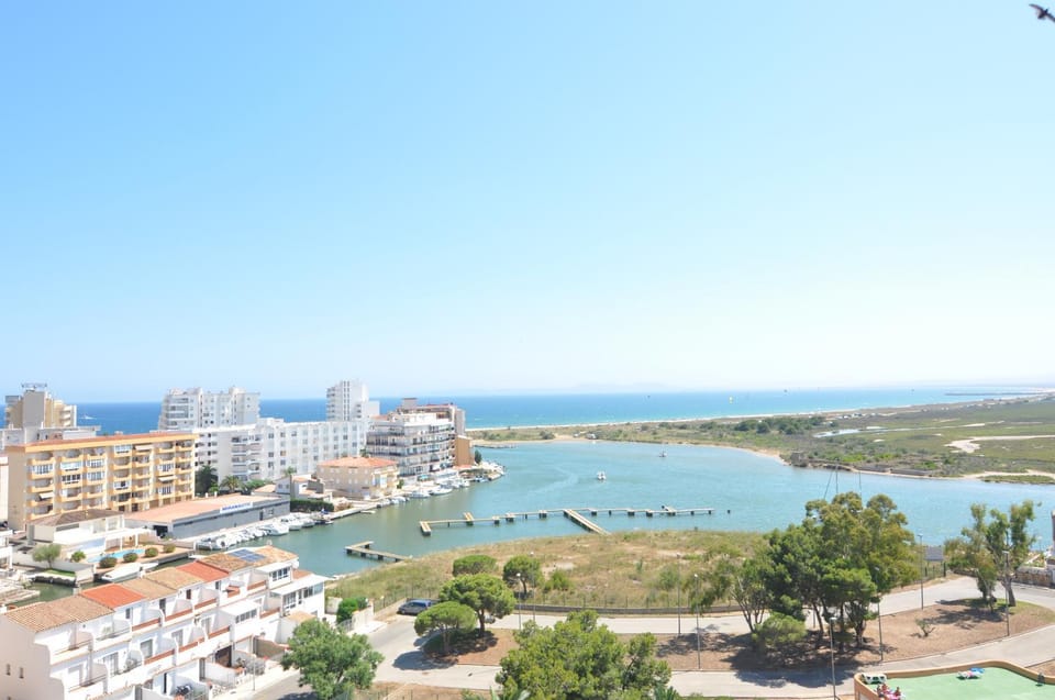 Lake view, Sea view