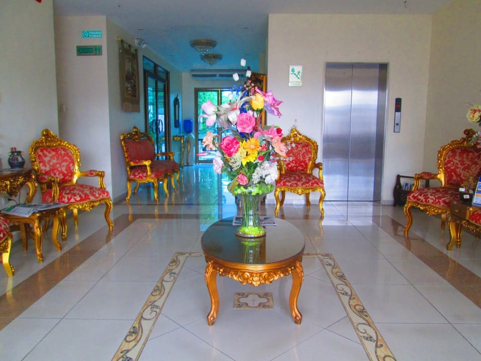 Lobby or reception, Decorative detail