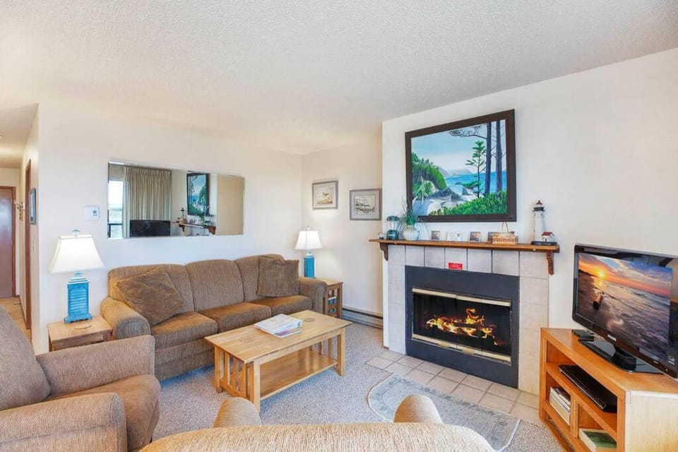 Beachfront Condo on the Moclips River House in Moclips