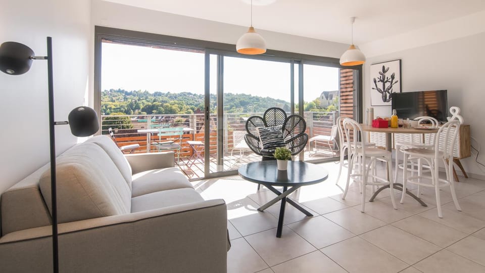 Balcony/Terrace, Living room, Dining area