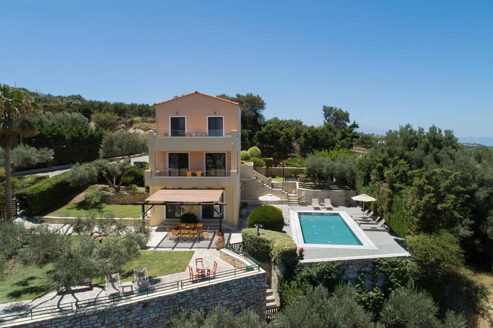 Property building, Facade/entrance, Swimming pool