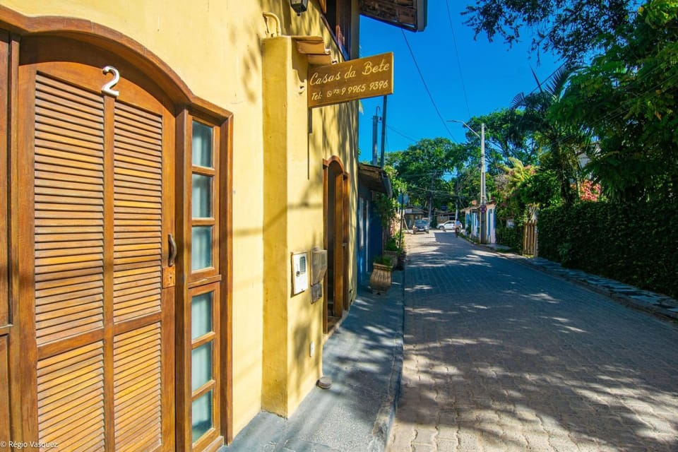 Property building, Day, Neighbourhood, Street view