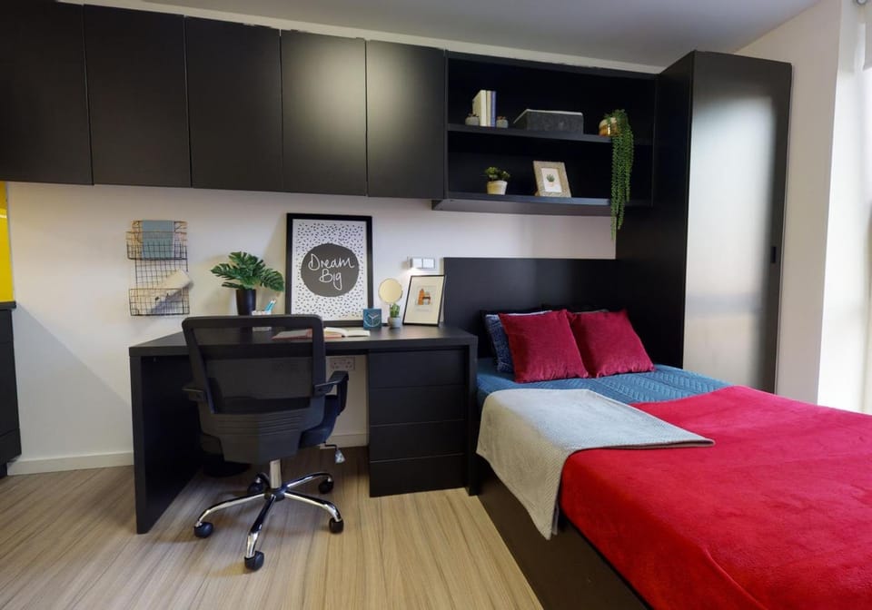 Photo of the whole room