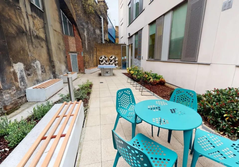 Property building, Seating area