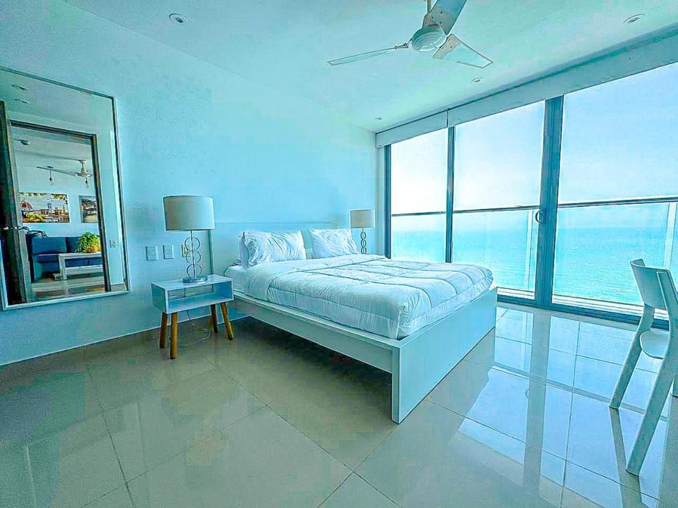 35 flr Spectacular Seaview Morros City Bocagrande Apartment in Cartagena