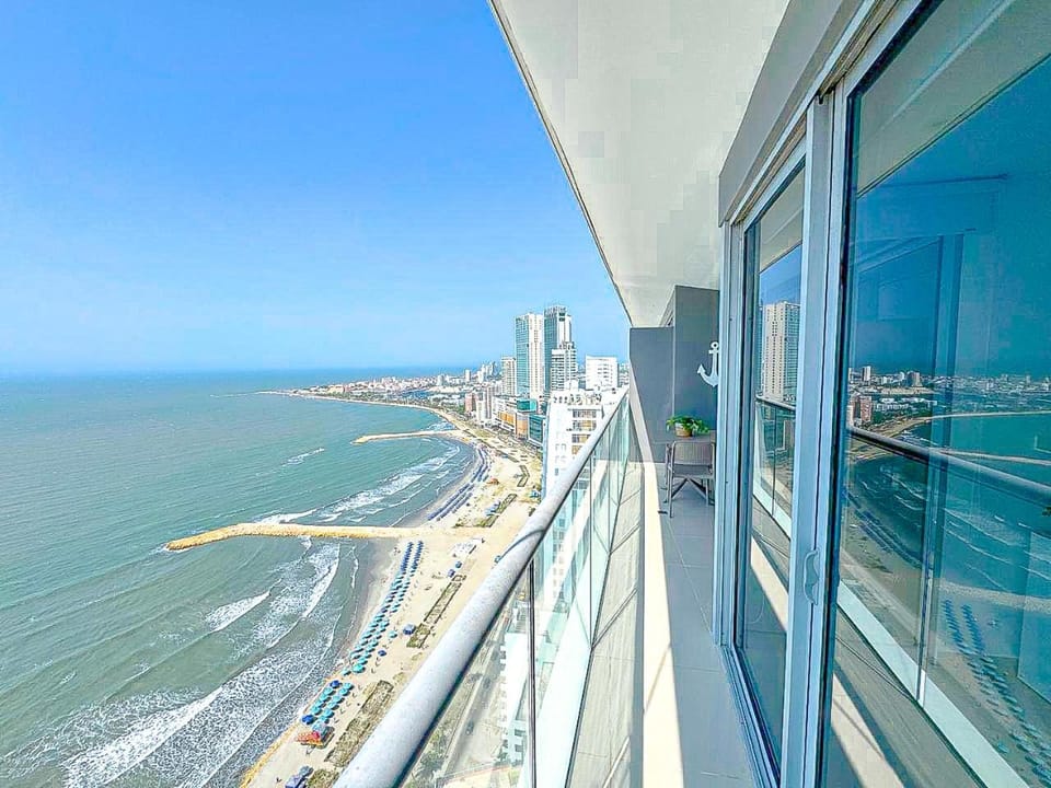 35 flr Spectacular Seaview Morros City Bocagrande Apartment in Cartagena