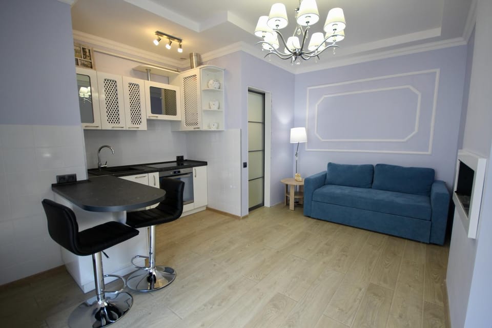 Kitchen or kitchenette, Living room