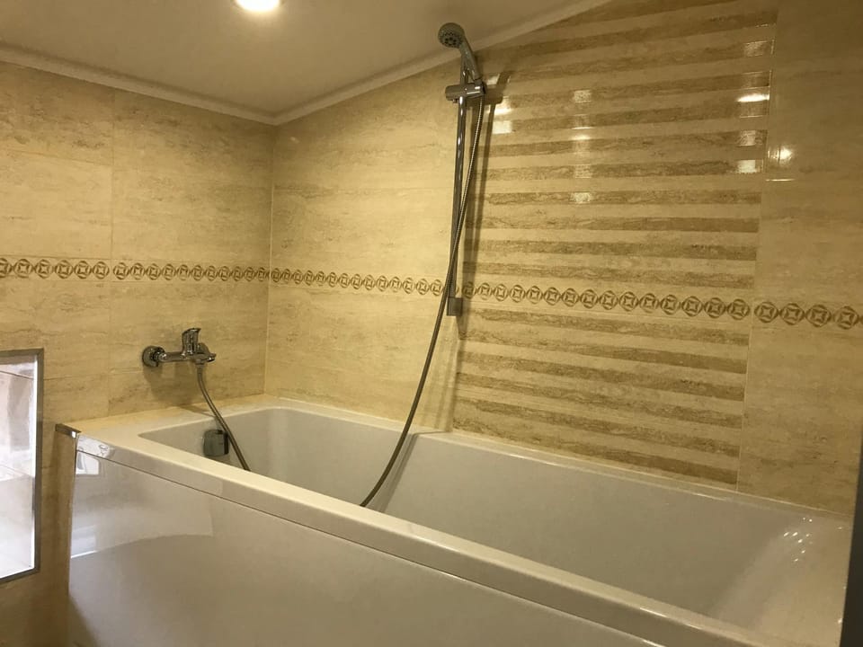 Romantic Lux Vivaldi Suite Svobode avenue 39 Apartment in Lviv