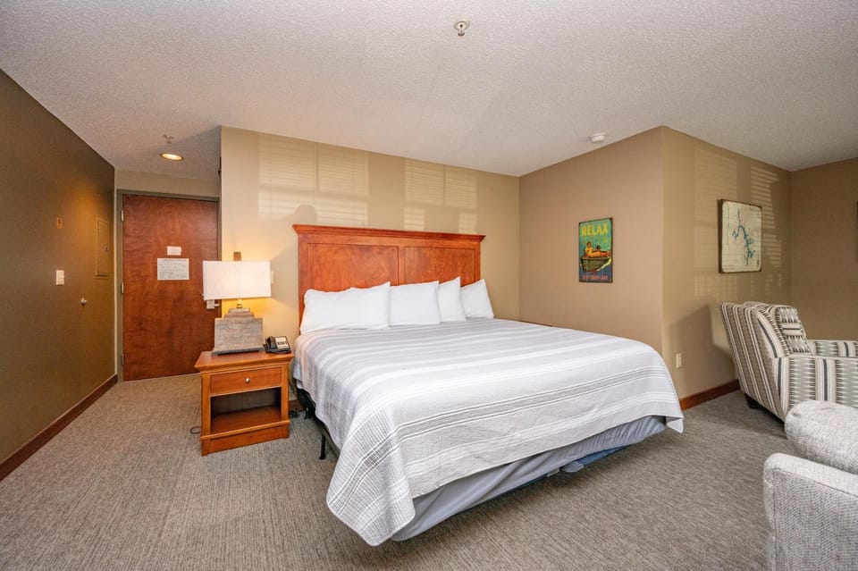 A204 Studio Standard View Apartment in Deep Creek Lake