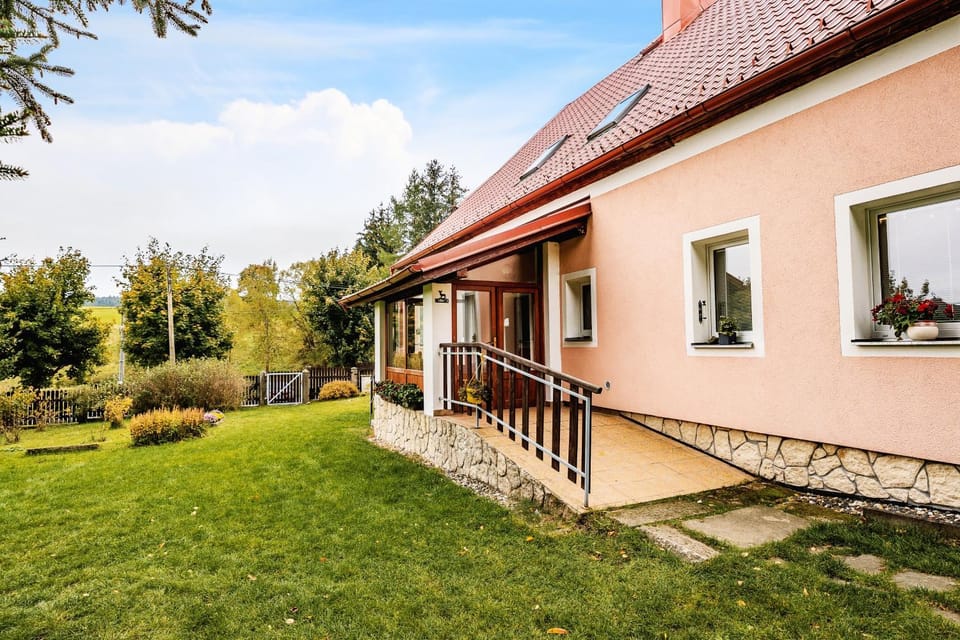 Cottage Prameny House in Czechia