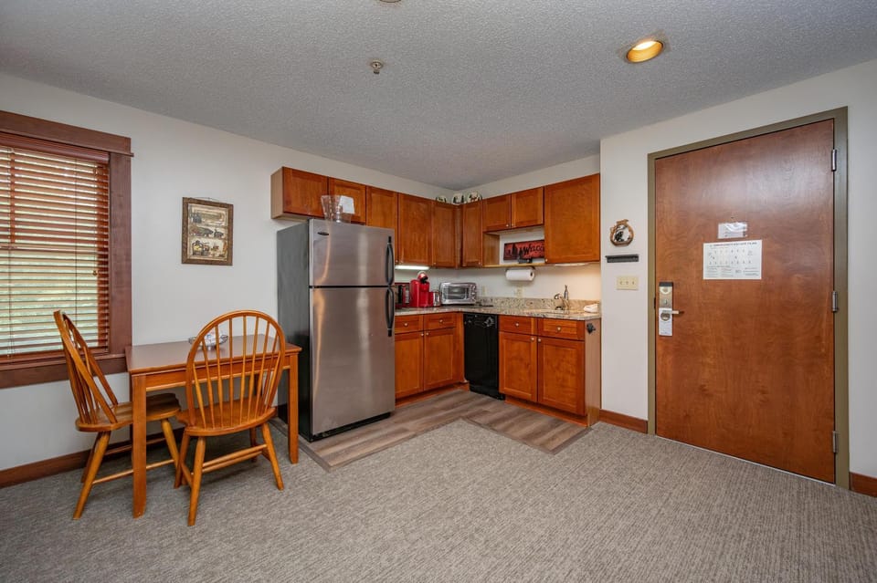 A218 One Bedroom Standard View Apartment in Deep Creek Lake