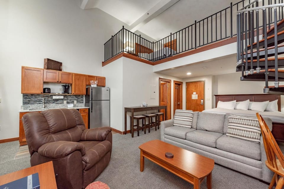 A306 Studio & Loft Standard View Apartment in Deep Creek Lake