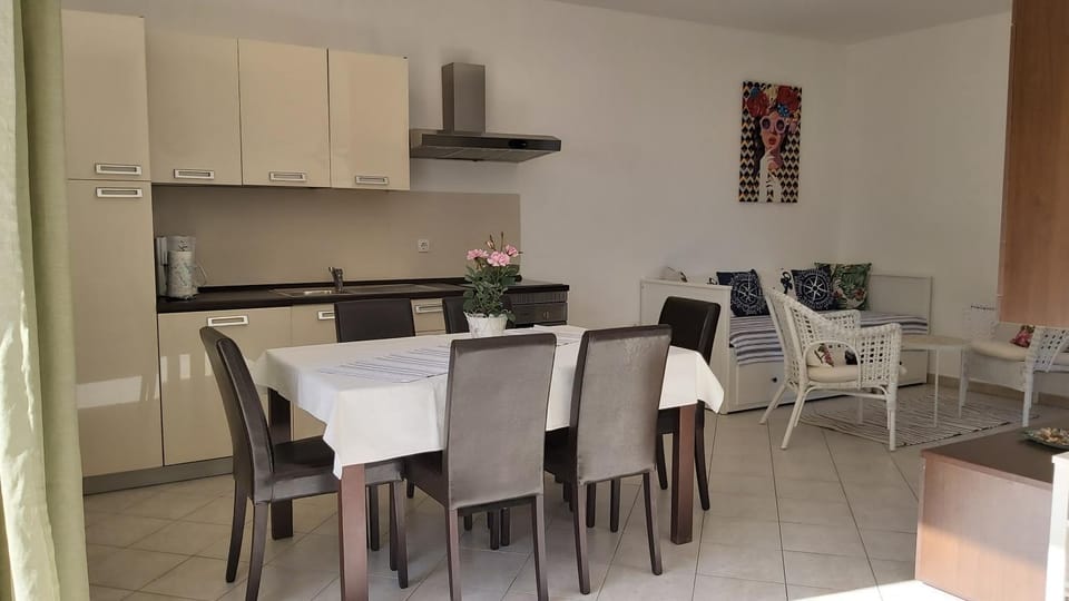 Apartman BARBAT-za cijelu obitelj Apartment in Lika-Senj County
