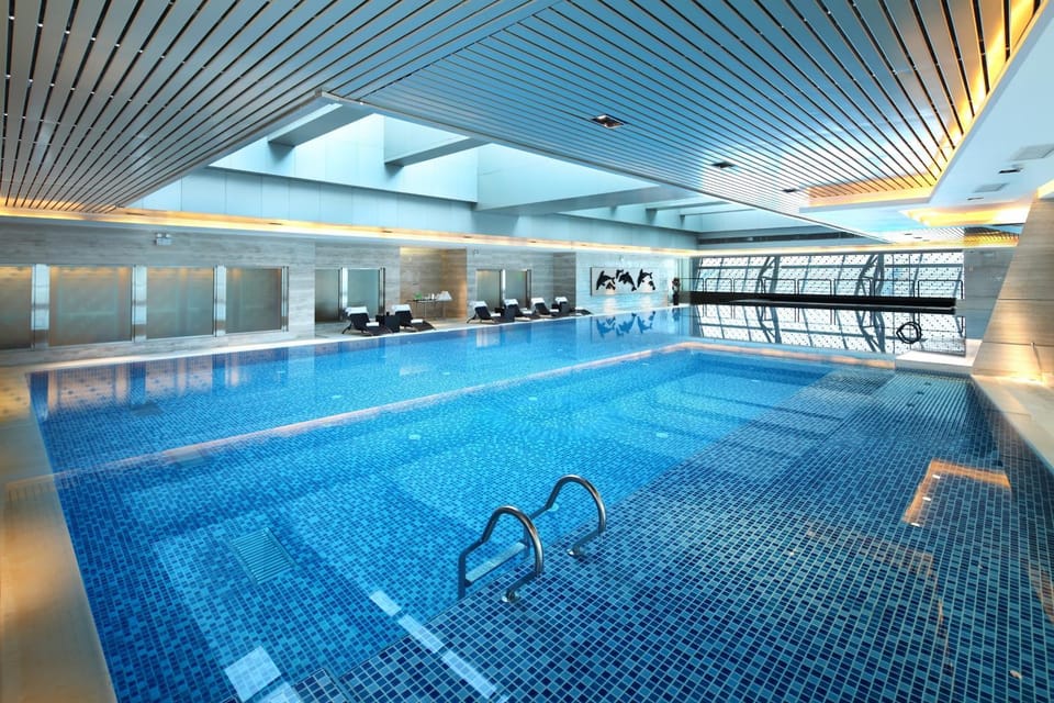 Swimming pool, Swimming pool