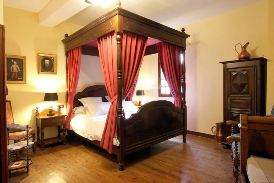 Decorative detail, Seating area, Bedroom