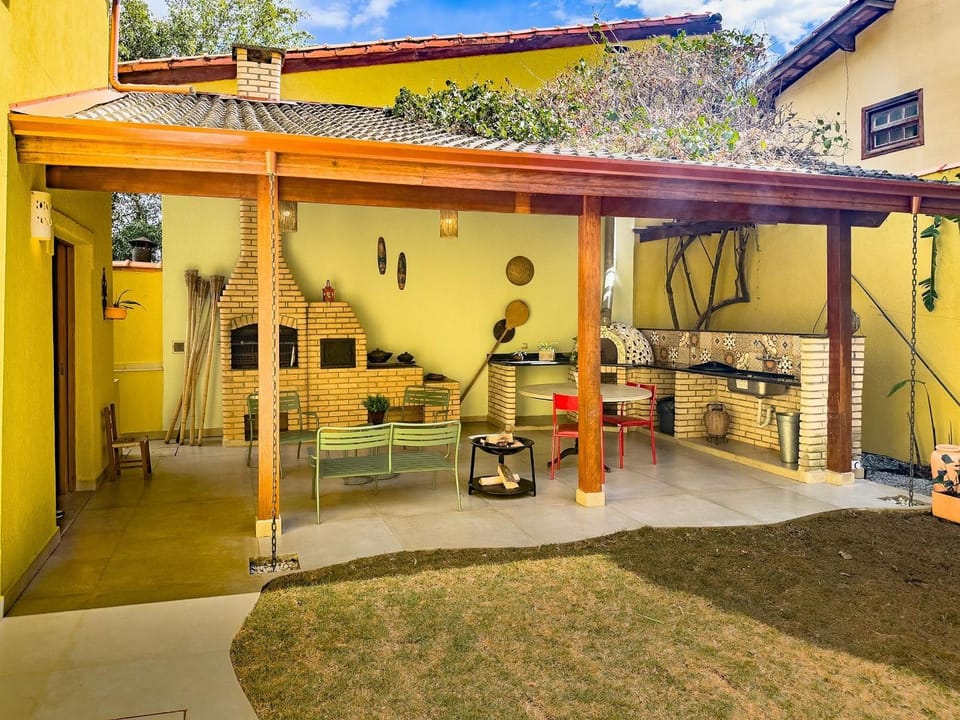 BBQ facilities, Balcony/Terrace, Garden view