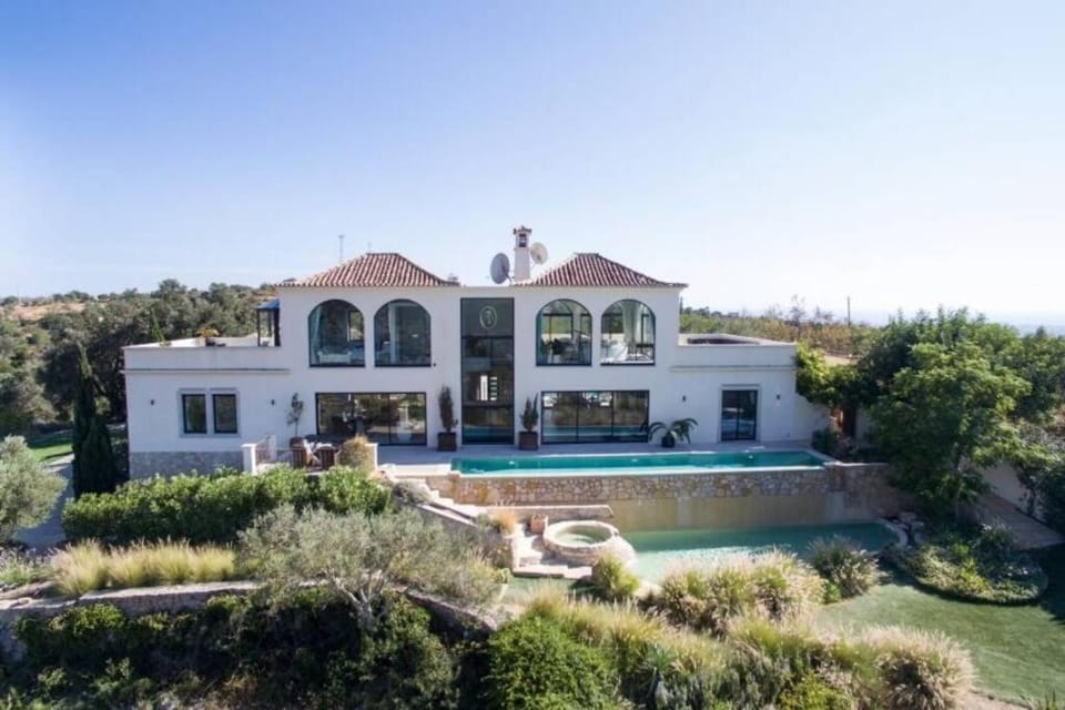 Luxury villa on top of the world - Casa Rupi Villa in Loulé