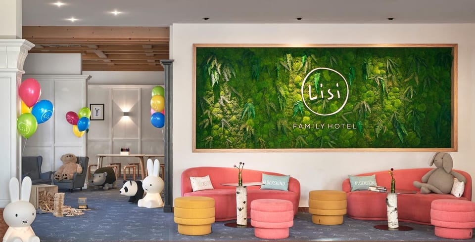 Children play ground, Library, Lobby or reception, Seating area