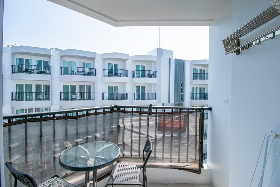 Patio, Day, View (from property/room), Balcony/Terrace