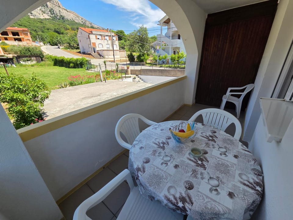 Day, Balcony/Terrace, Mountain view